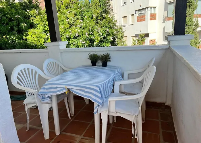 Pueblo Evita. Stunning Sea And Mountain Views, Close To Amneties.