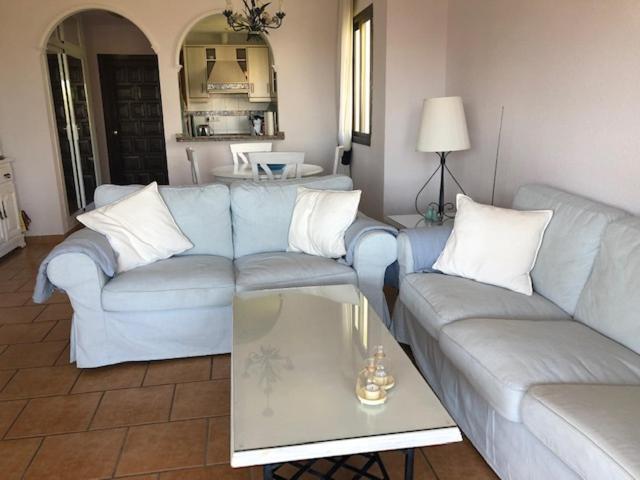 Pueblo Evita. Stunning Sea And Mountain Views, Close To Amneties.