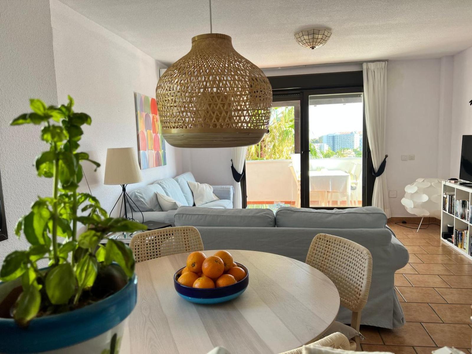 Pueblo Evita. Stunning Sea And Mountain Views, Close To Amneties. Apartamento *